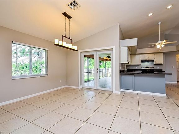 5th image of 18080 Phlox Dr