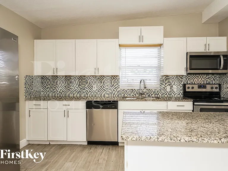 1500 Dozier Ave — Photo 8