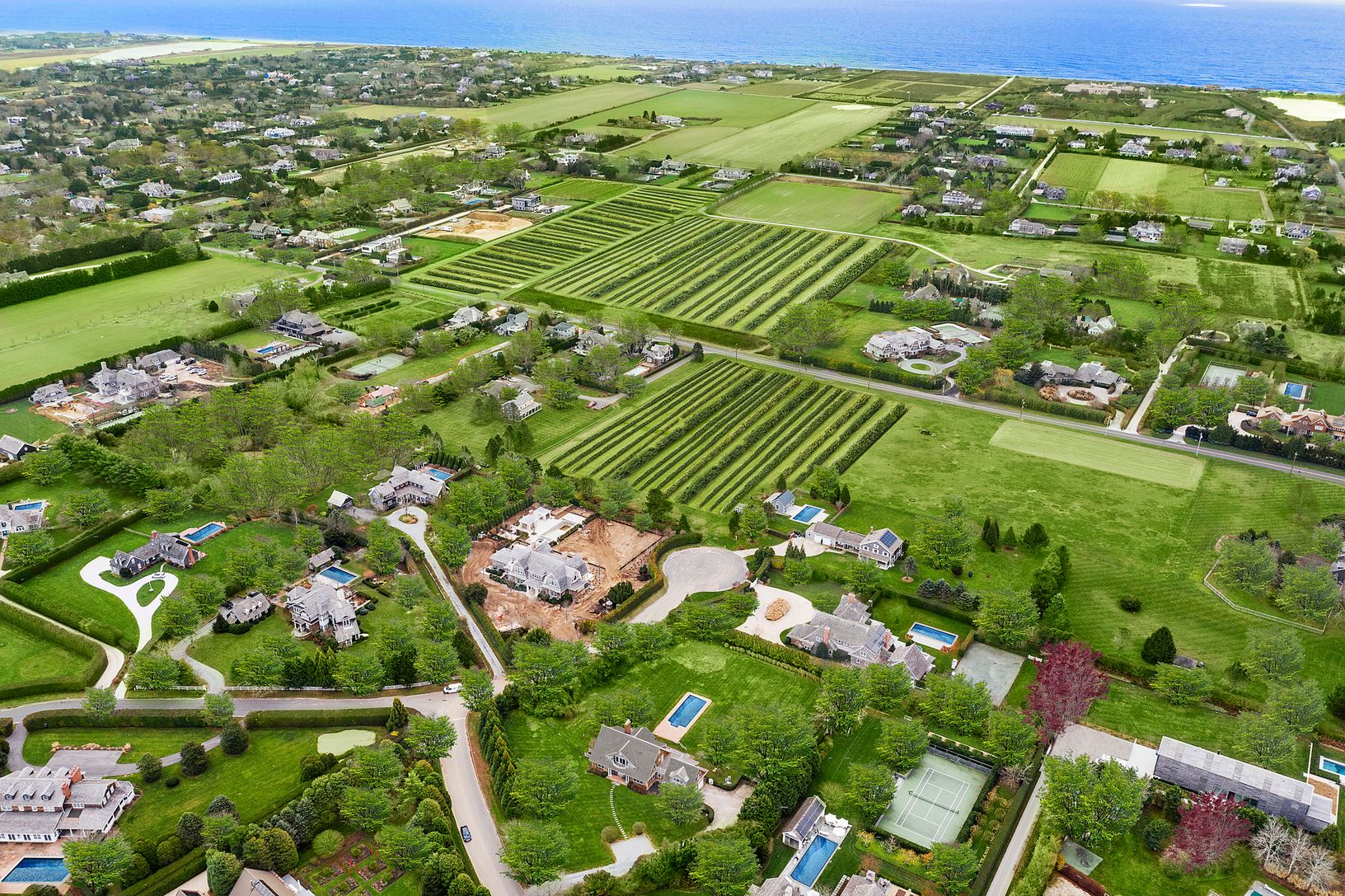  Sagaponack South Home with Farm Views