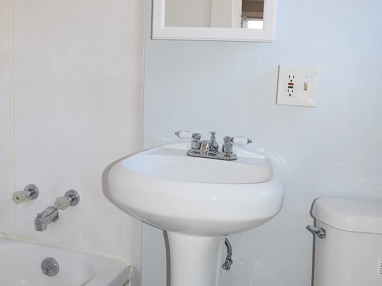 Bathroom Unit #6_06012026