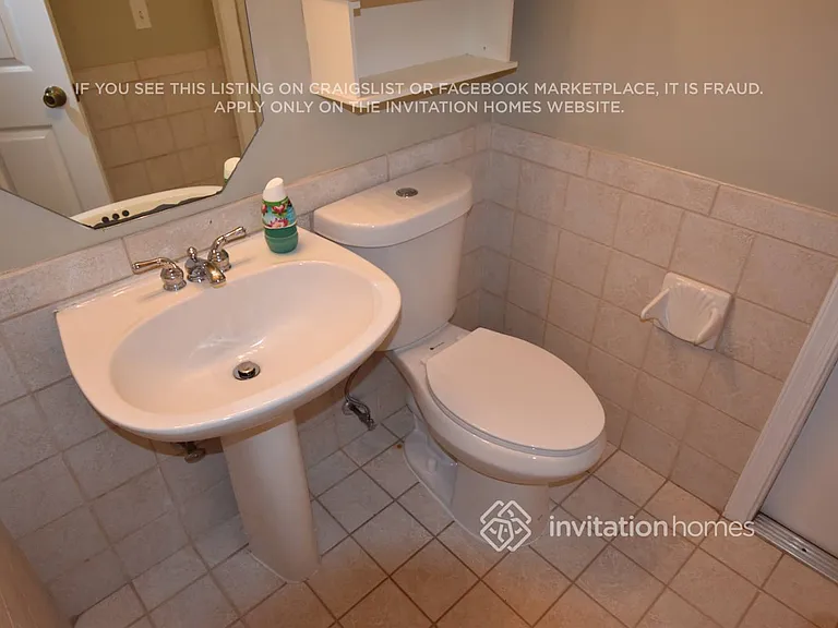 15062 Oak Chase Ct — Photo 10