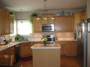 19 Avondale Spring Ct, O'Fallon, MO 63368