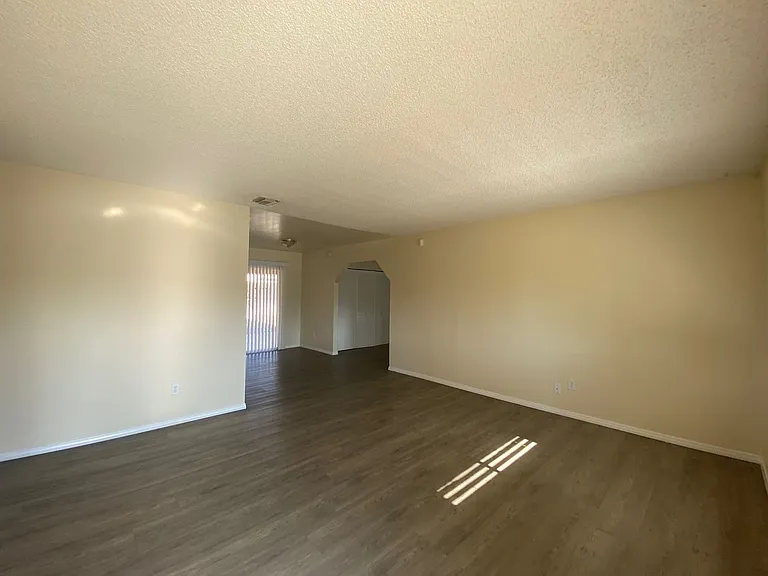 12553 Pascal Ave — Photo 9