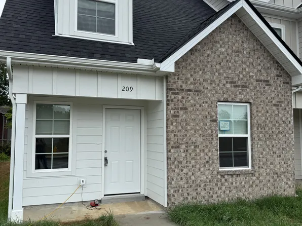 209 Mountaindale Dr, Smyrna, TN 37167
