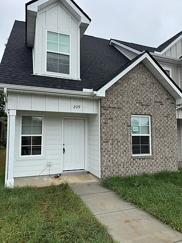209 Mountaindale Dr Photo 1