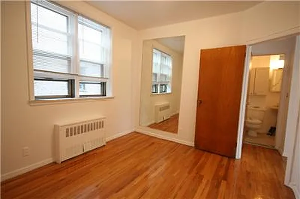 Rented by Oxford Property Group | media 8