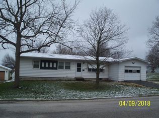 239 S Pitt St, Virginia, IL 62691