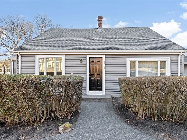 151 Hull St #1 — Photo 3
