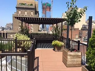 Rented by R New York