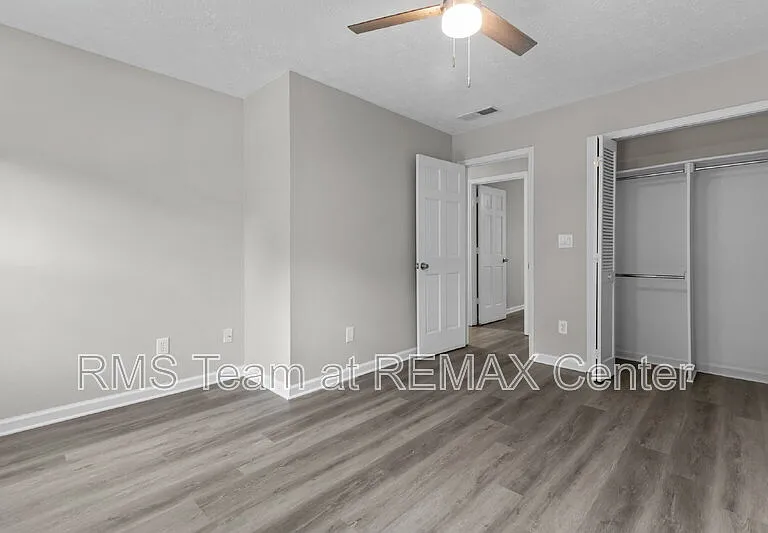 773 Huntington Way NW — Photo 37