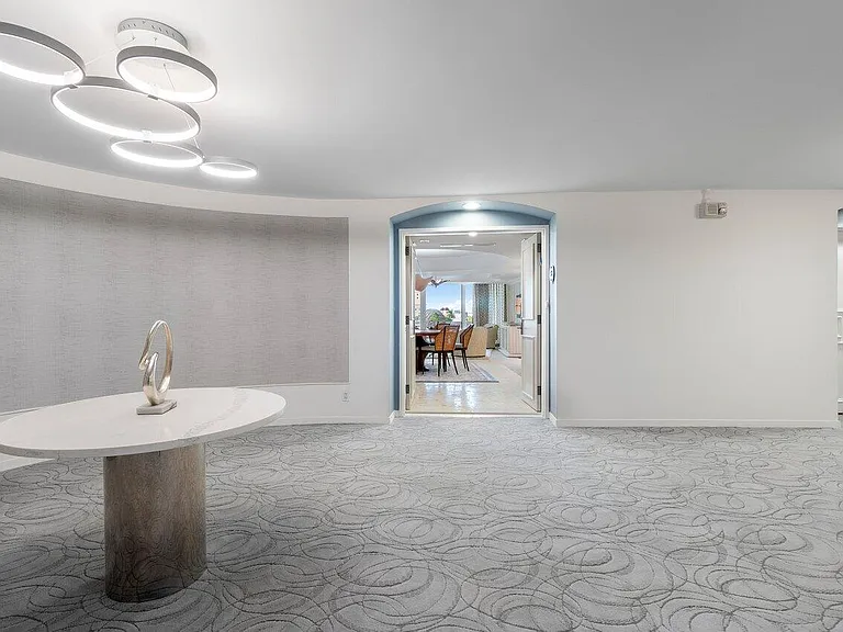 130 Sunrise Ave #616 — Photo 22