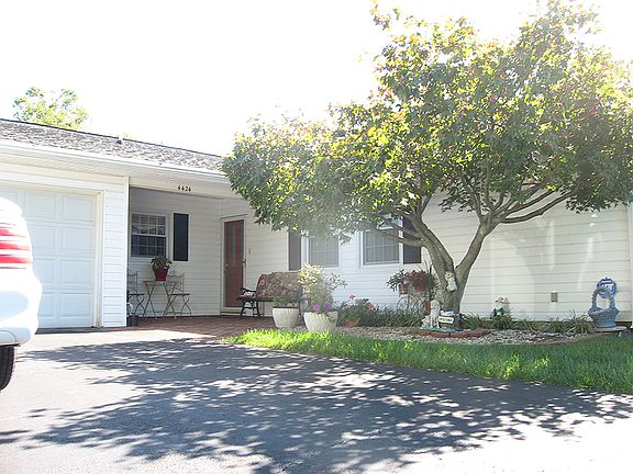 3rd image of 4424 Majestic Ln
