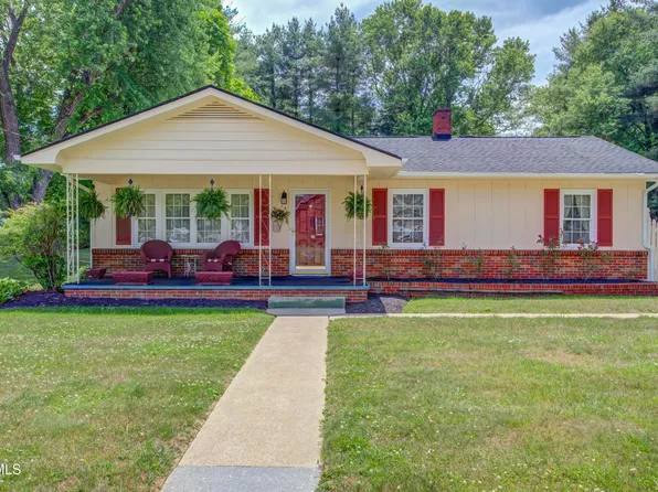 2503 Indian Ridge Rd, Johnson City, TN 37604