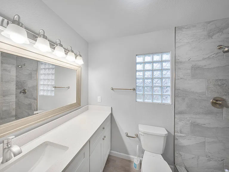 4243 Greystone Dr — Photo 15