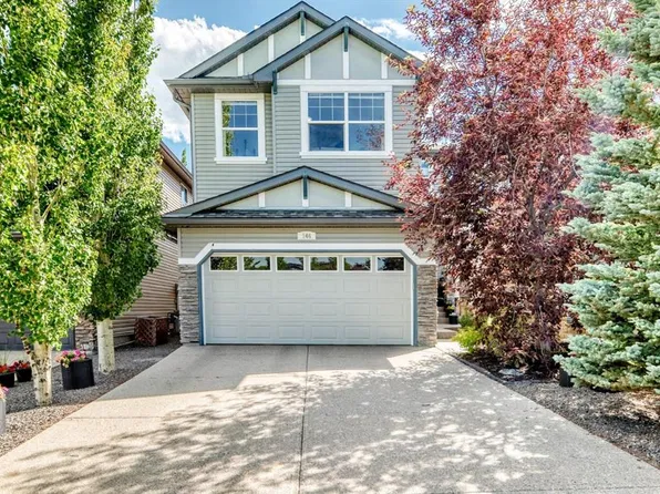 144 N Pantego Close NW, Calgary, AB T3K 0K2