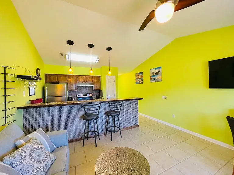 581 Blue River Ct #H — Photo 18