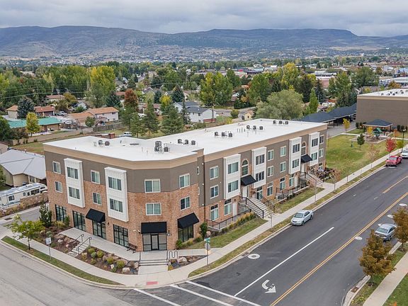 3rd image of 200 W 1000 S #2B-1Ba-1288Sqft