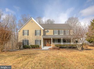 6200 Willowmeade Dr, Warrenton, VA 20187