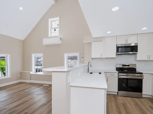 16 Winter Pl, Winchendon, MA 01475