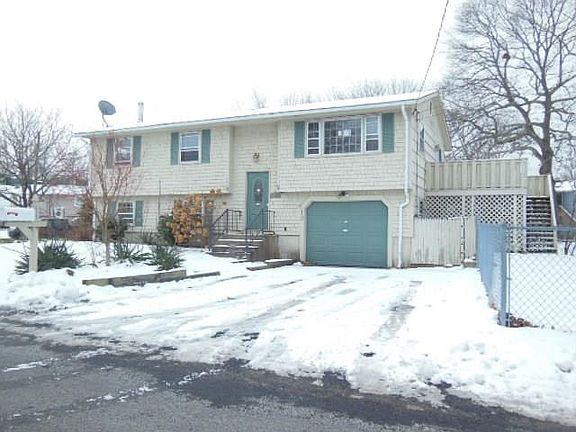 2nd image of 41 Lions Dr
