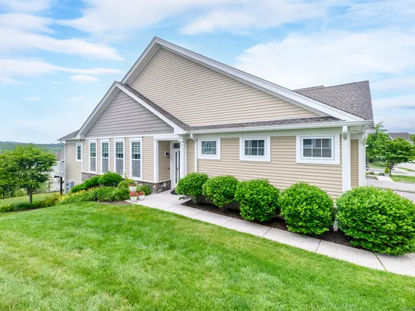 8 Country View Road #8, Danbury, CT 06810