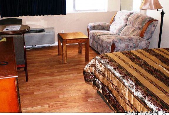 3rd image of 1233 S Atlantic Ave #212