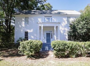 100 Smithonia Rd, Winterville, GA 30683