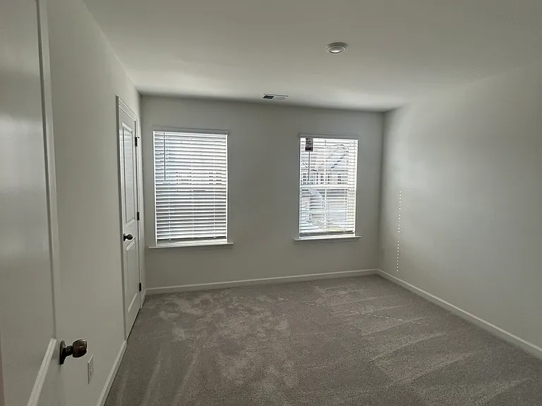 160 Vision St — Photo 8