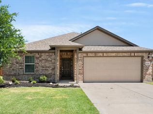 8840 Landergin Mesa Dr, Fort Worth, TX 76131