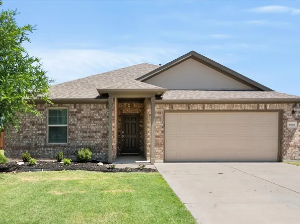 8840 Landergin Mesa Dr, Fort Worth, TX 76131