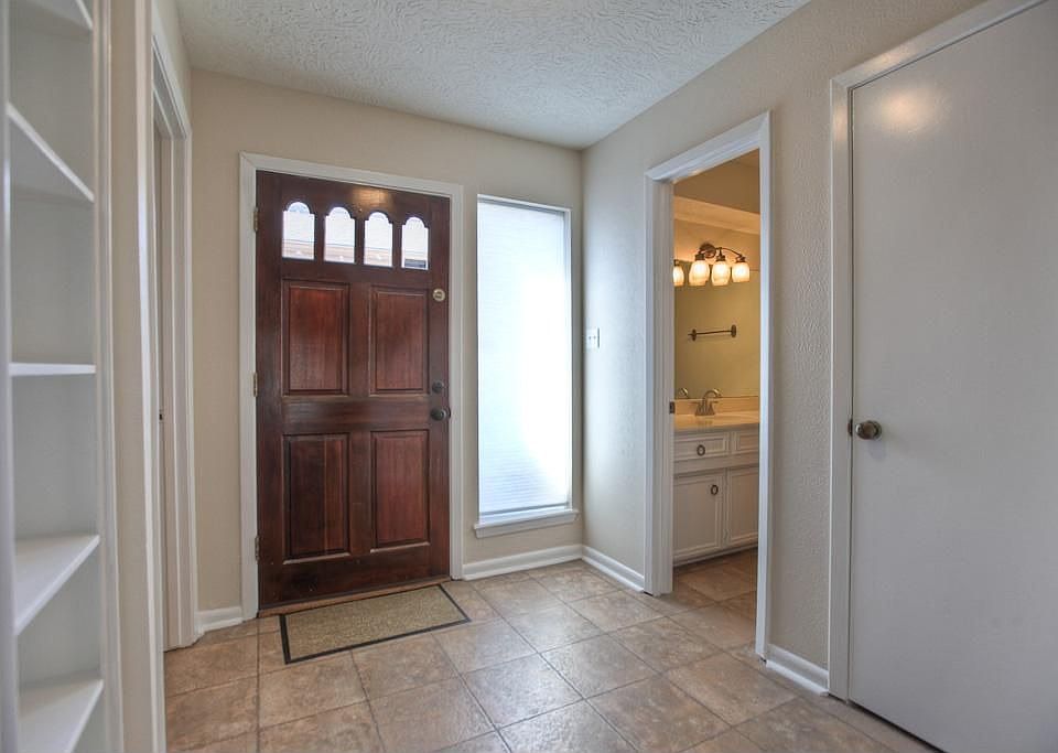 1st image of 8001 Rebawood Dr