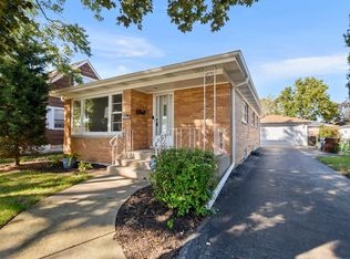 5262 Alexander Pl, Oak Lawn, IL 60453