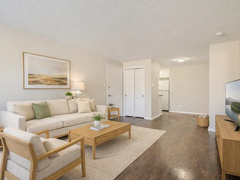 1400 W Mississippi Ave — Photo 17