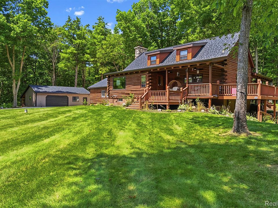 1st image of 3656 Stanley Rd