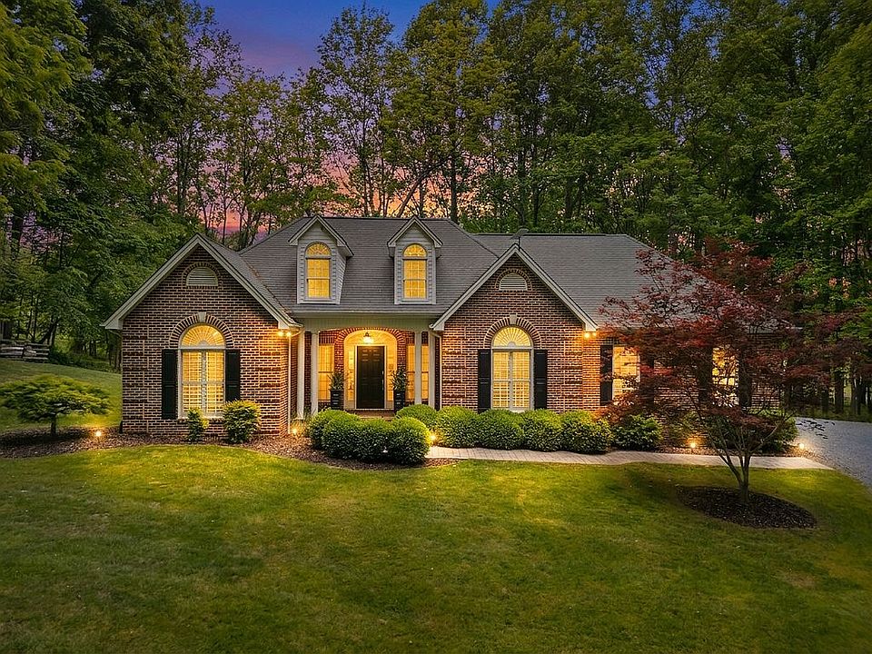 1st image of 11991 Waterhouse Ln