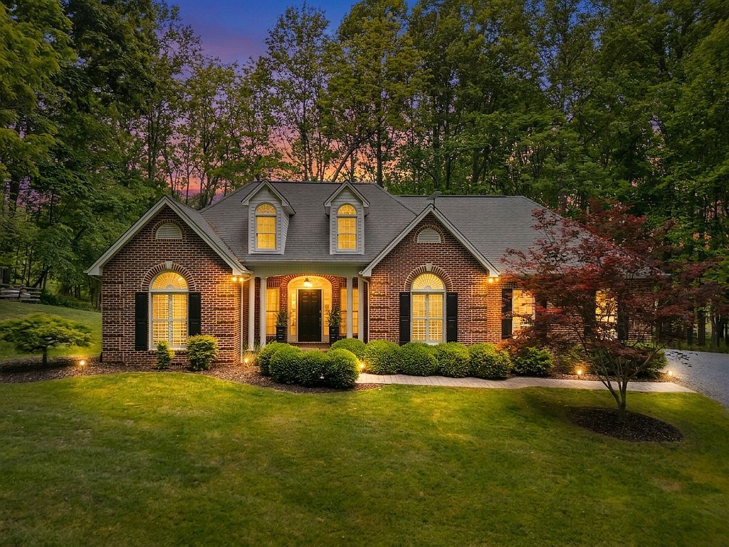11991 Waterhouse Ln - Property Image