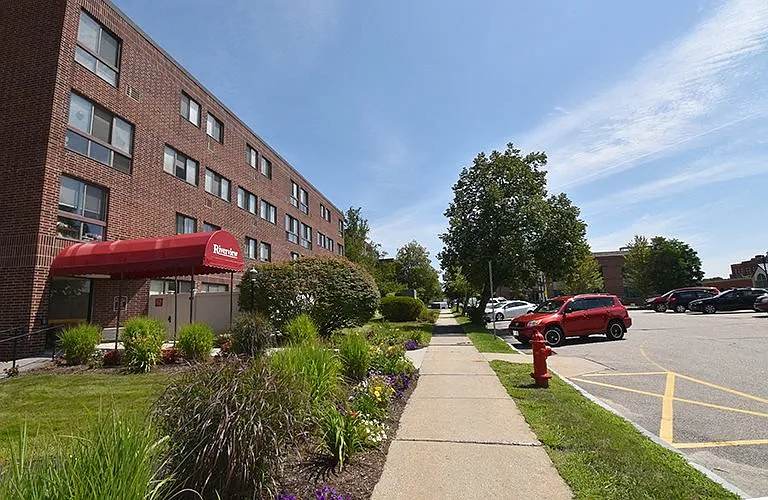 5 Green St — Photo 1