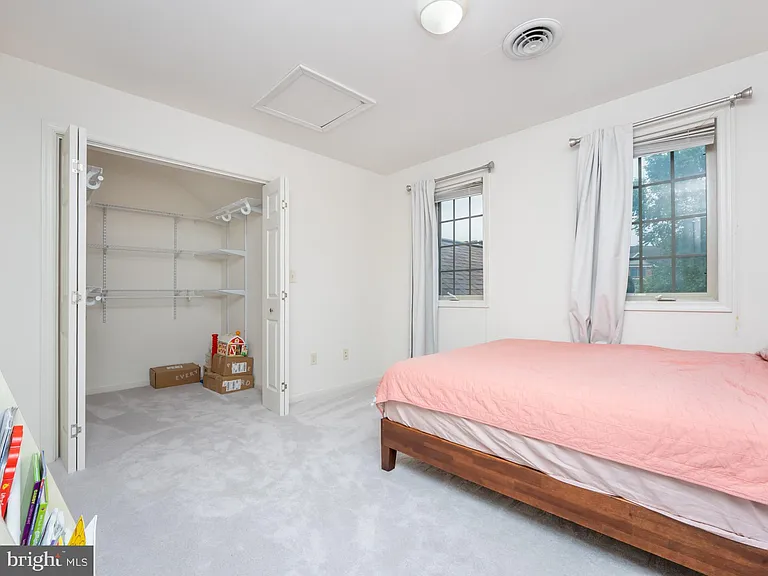 1458 Highfield Ct — Photo 49