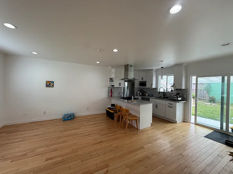 119 Berkshire Ave — Photo 6