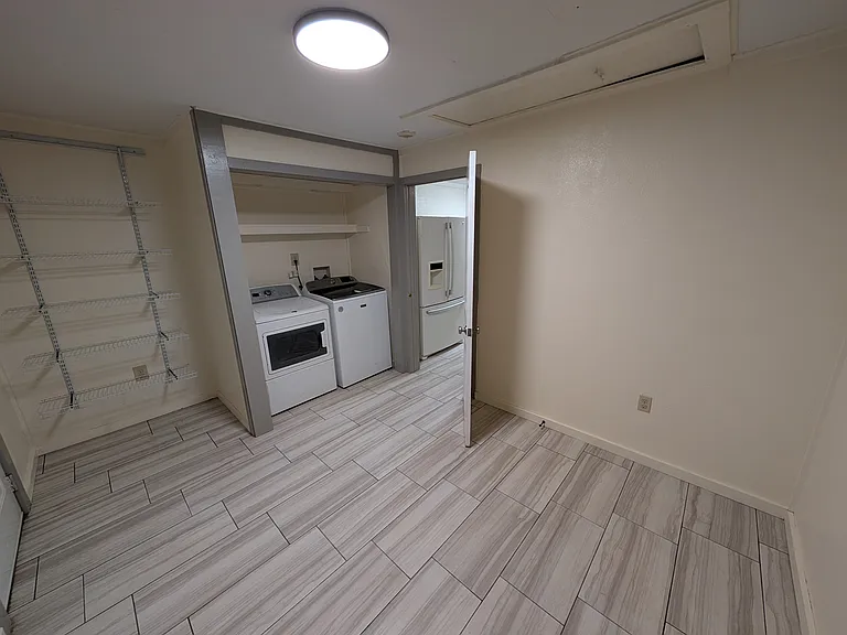 1318 W Huntsville Ave — Photo 18