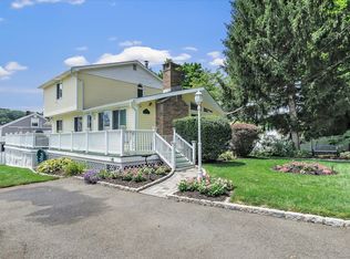 24 Grove Ave, Derby, CT 06418