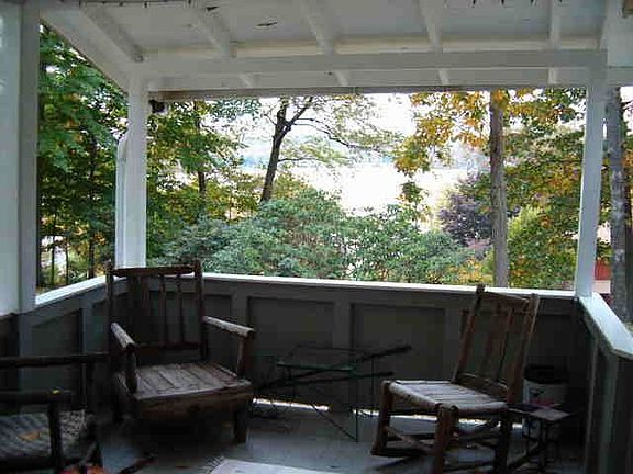 covered porch 