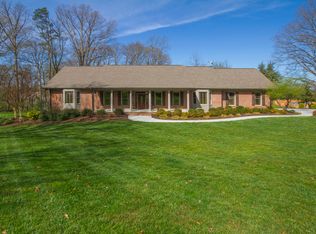 8521 Nubbin Ridge Rd, Knoxville, TN 37923