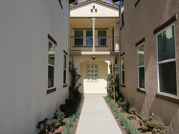 3rd image of 26149 Park Ave #Mdctvt
