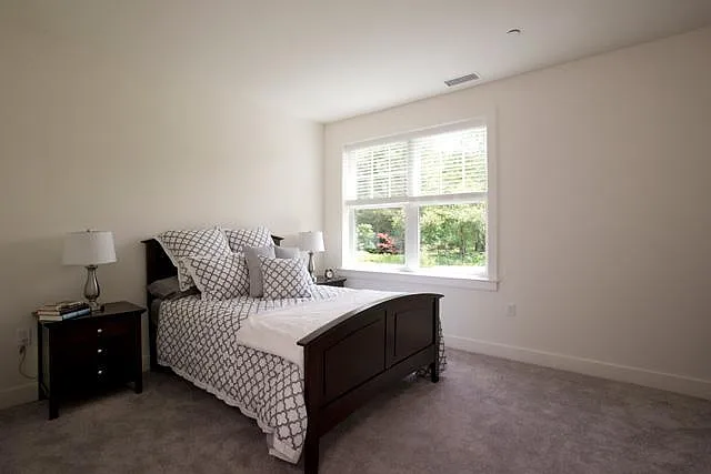 Colonial Pointe at Franklin Lakes — Photo 13