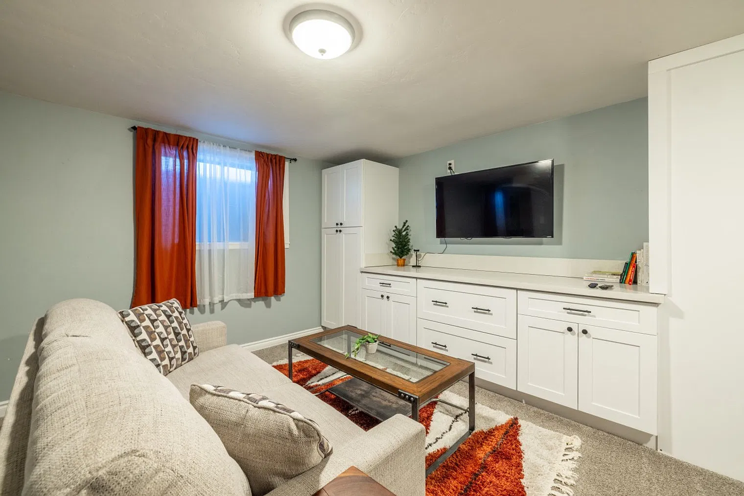 1 bed, 1.0 bath, 2281 sqft, $2,446 — Photo 3