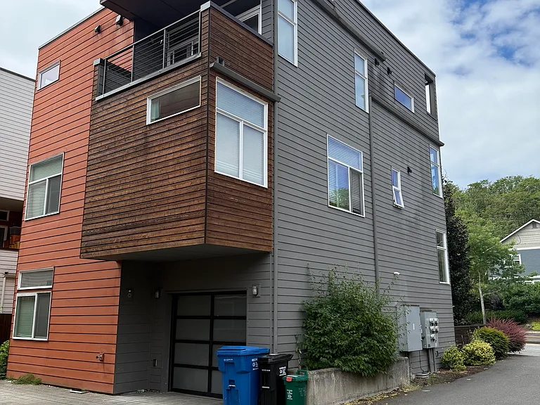 4046A Martin Luther King Jr Way S — Photo 4