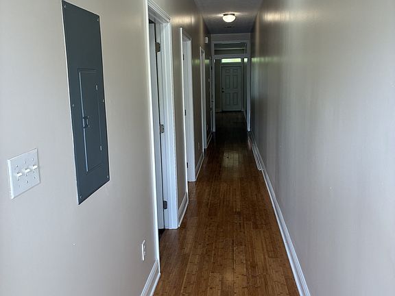 5th image of 320 Saint Francis St
