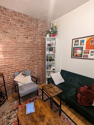 Rented by City Connections Realty | media 15