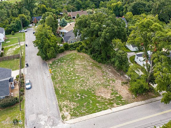 4th image of 2030 Spring Hill Terrace